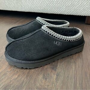 NEW UGG Black Men’s Tasman Slippers